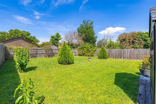 Listing Photo 32