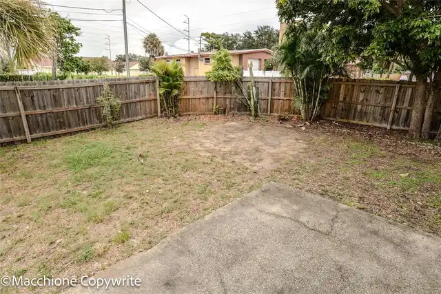 Listing Photo 7