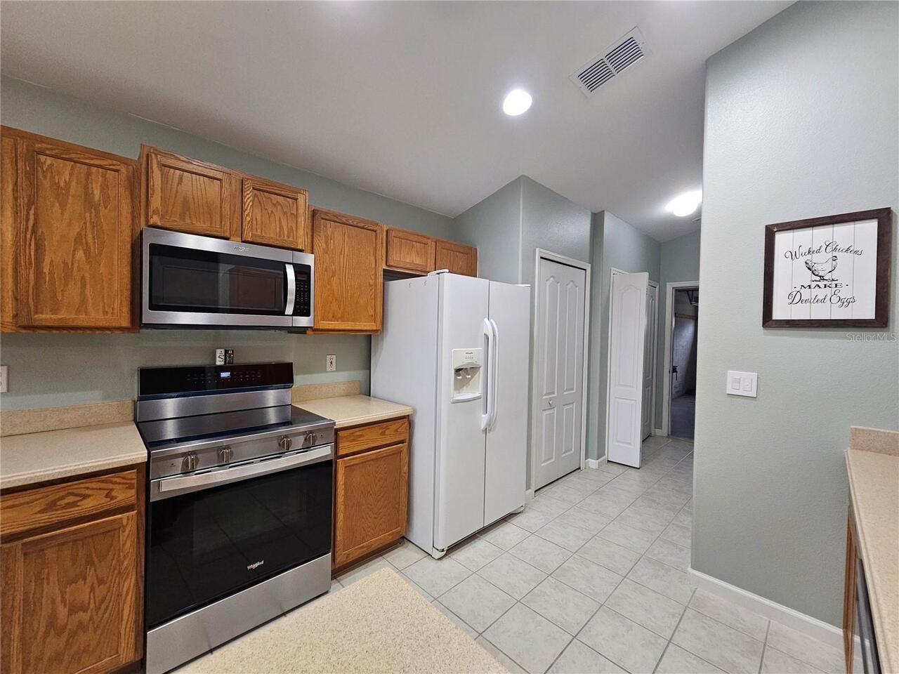 Listing Photo 10