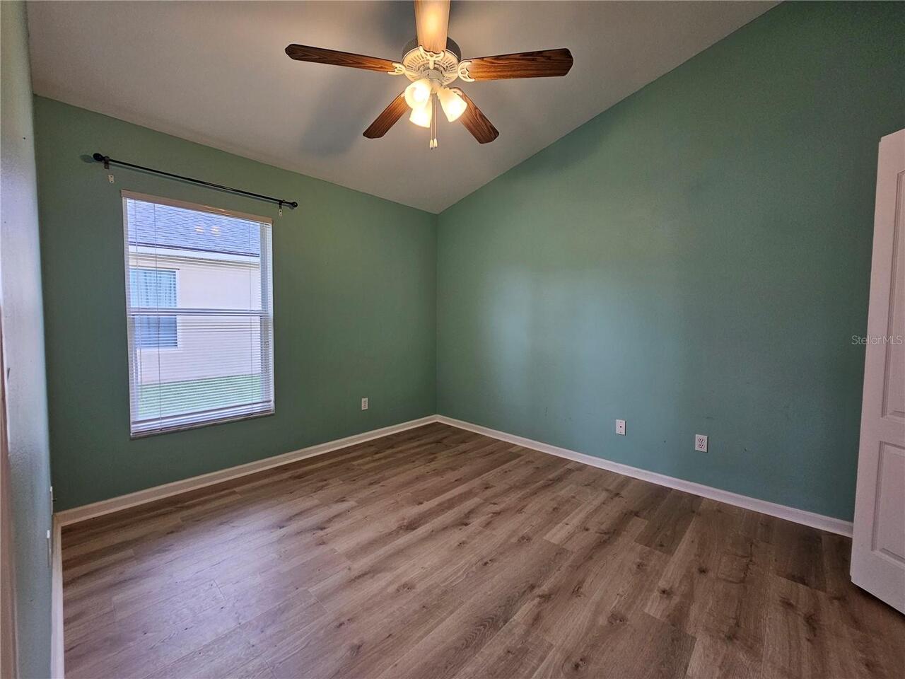 Listing Photo 13
