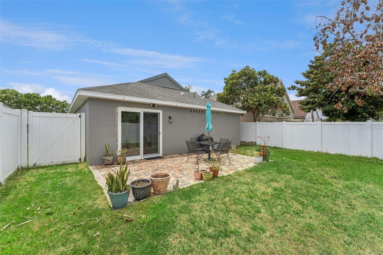 Listing Photo 17