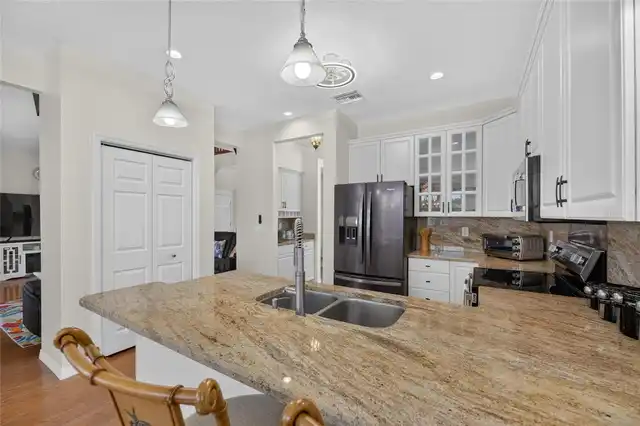 Listing Photo 15