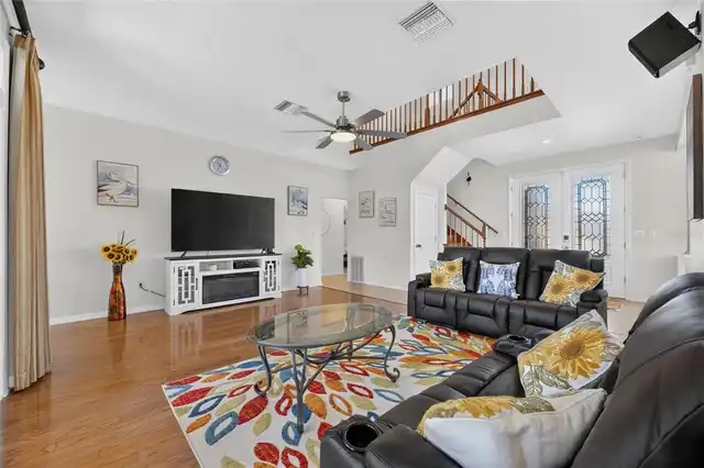 Listing Photo 25