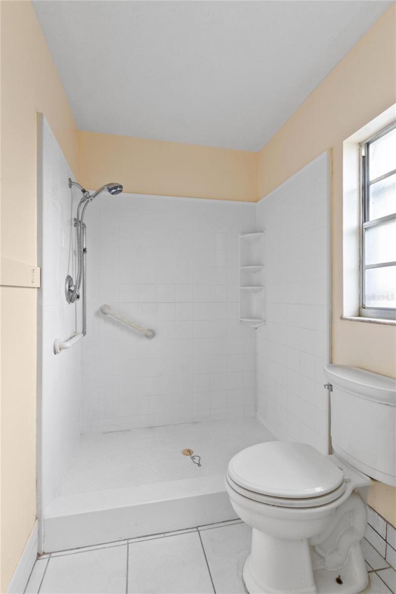 Listing Photo 19