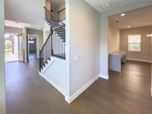 Listing Photo 9