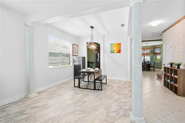 Listing Photo 10