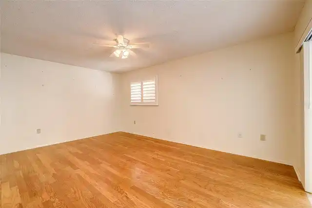 Listing Photo 20