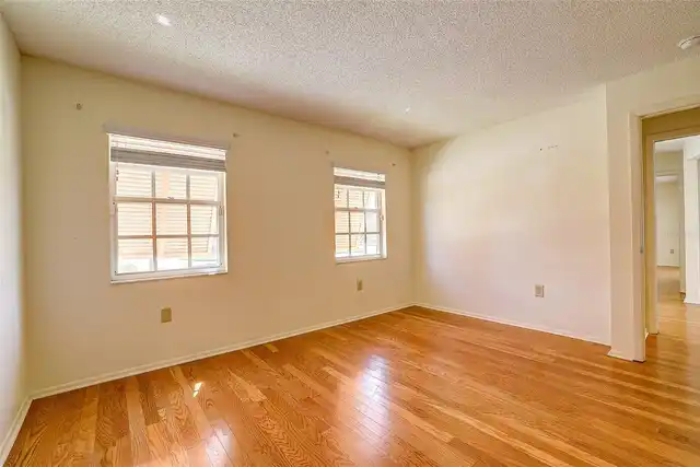 Listing Photo 28