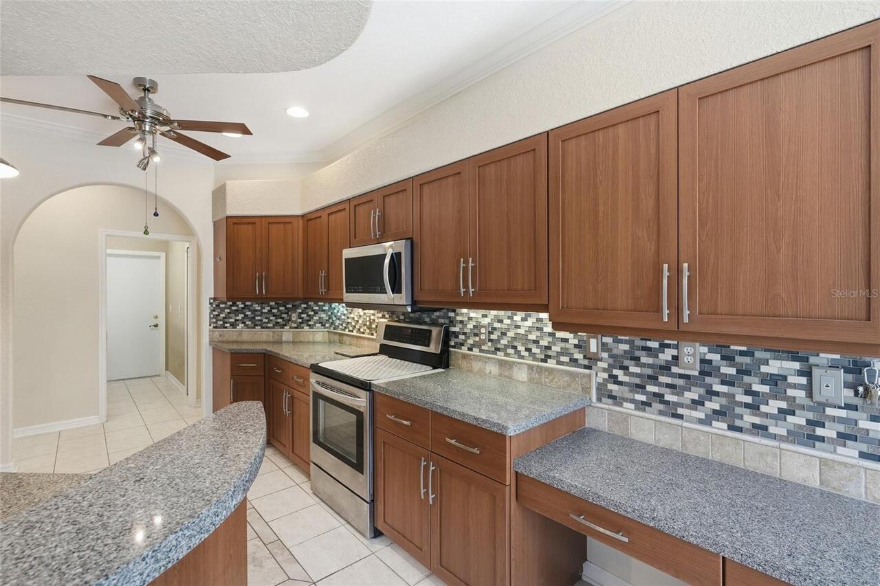 Listing Photo 15