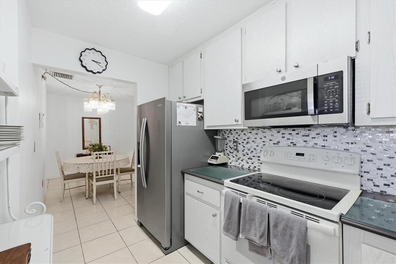 Listing Photo 16