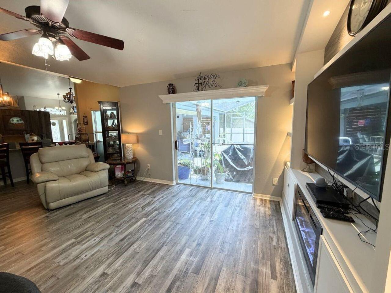 Listing Photo 16