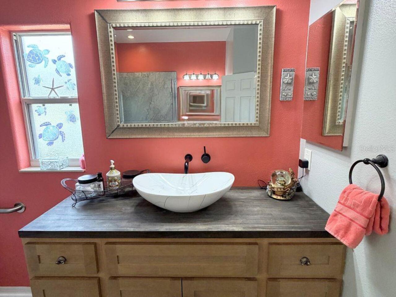 Listing Photo 25