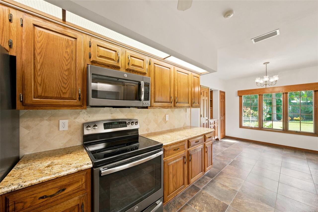 Listing Photo 15