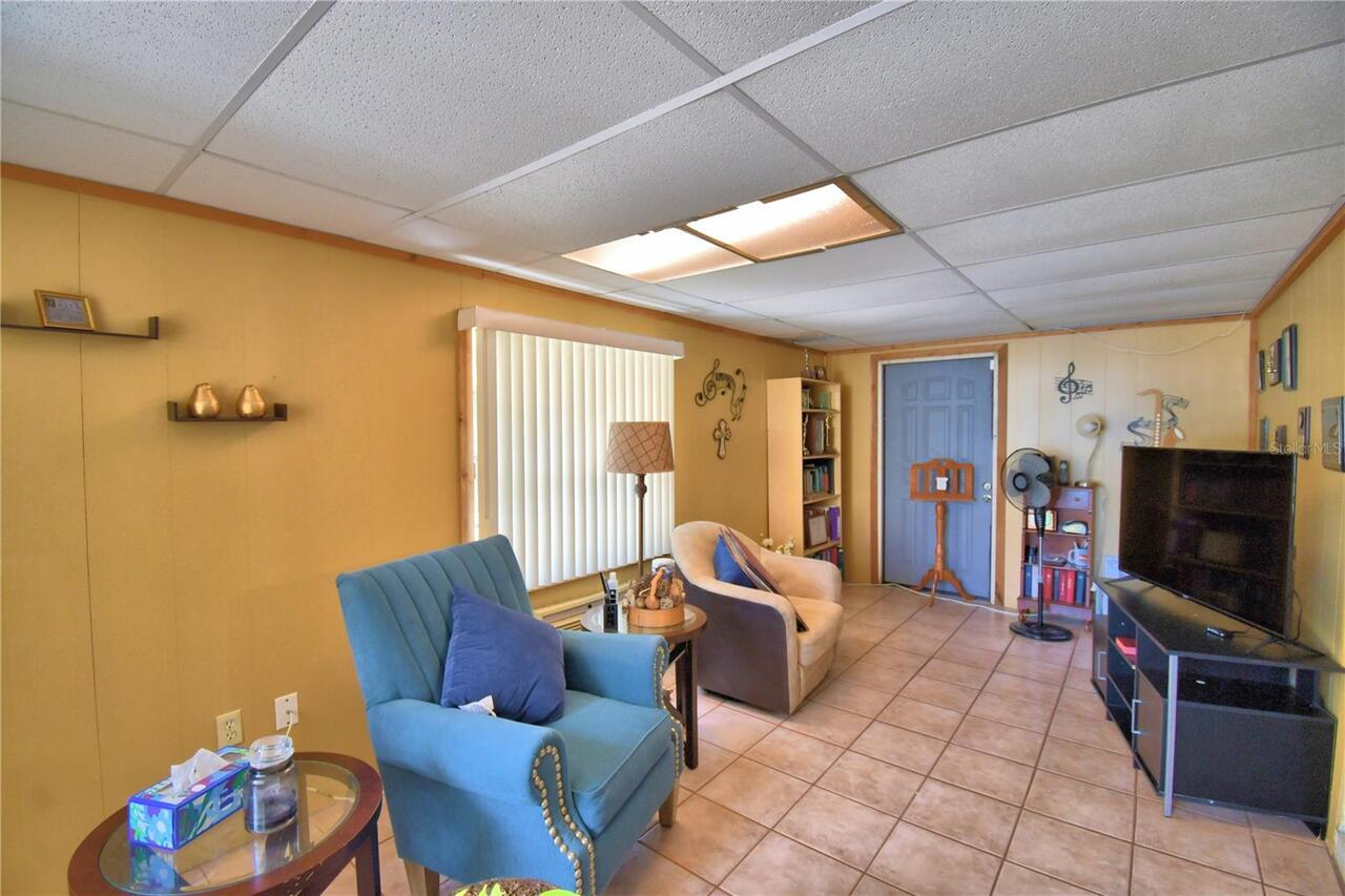 Listing Photo 17