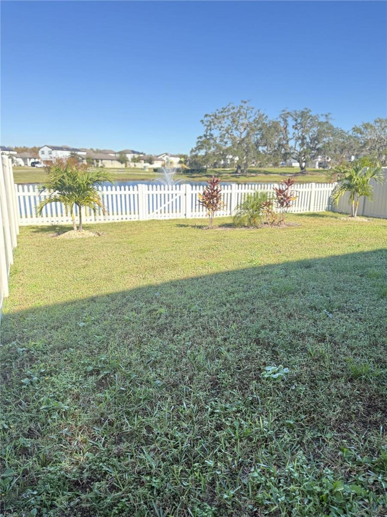Listing Photo 12