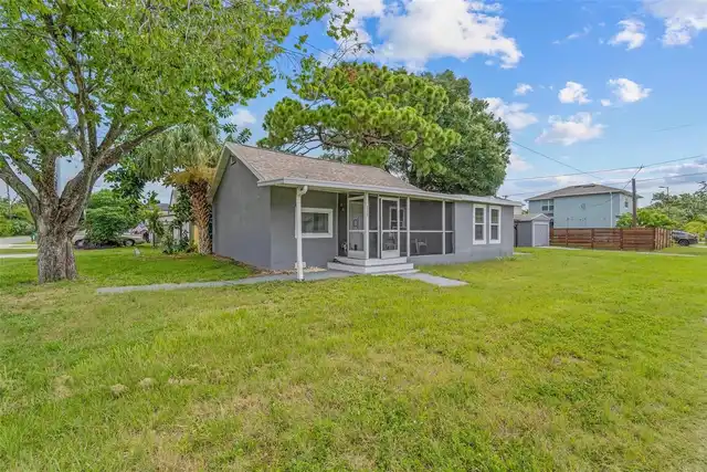 Listing Photo 17