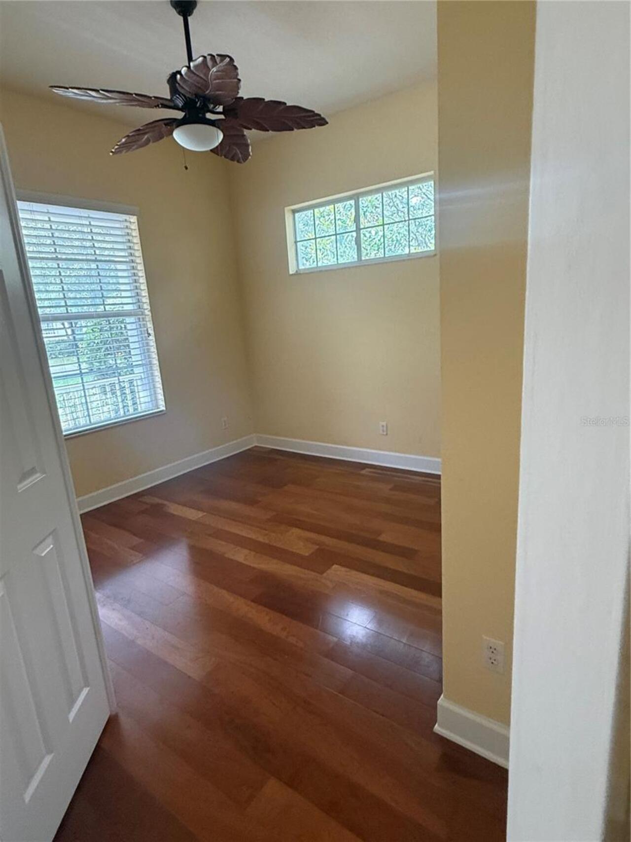 Listing Photo 9
