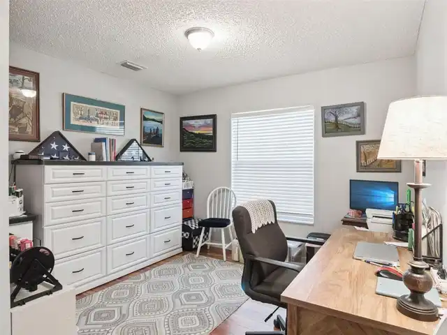 Listing Photo 21