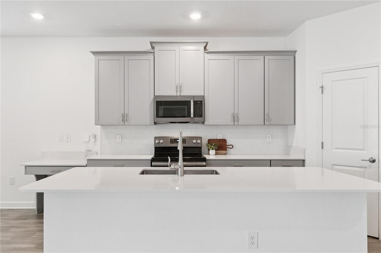 Listing Photo 9