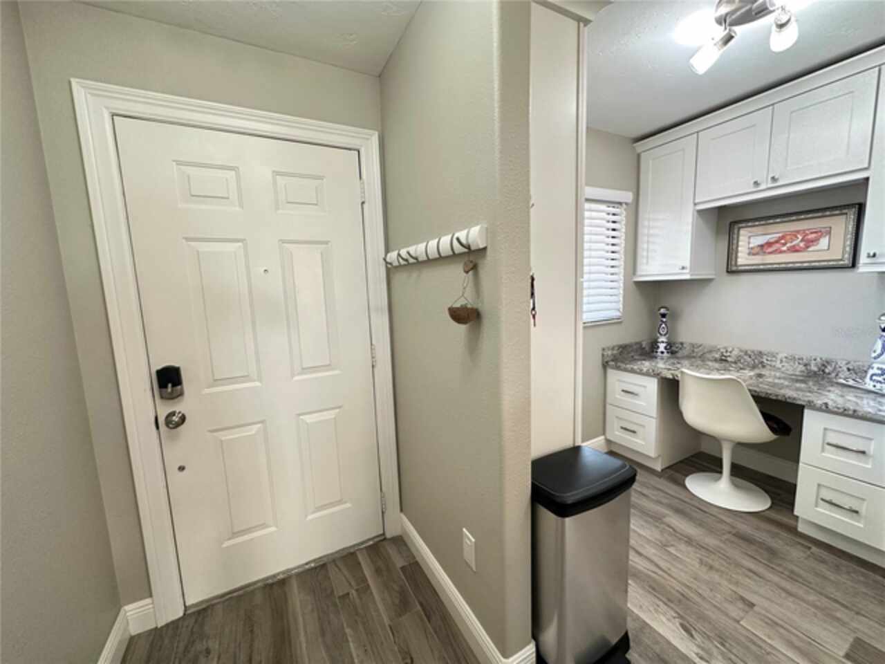 Listing Photo 11