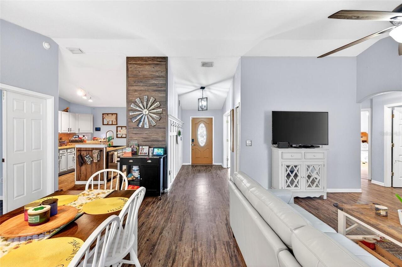 Listing Photo 15