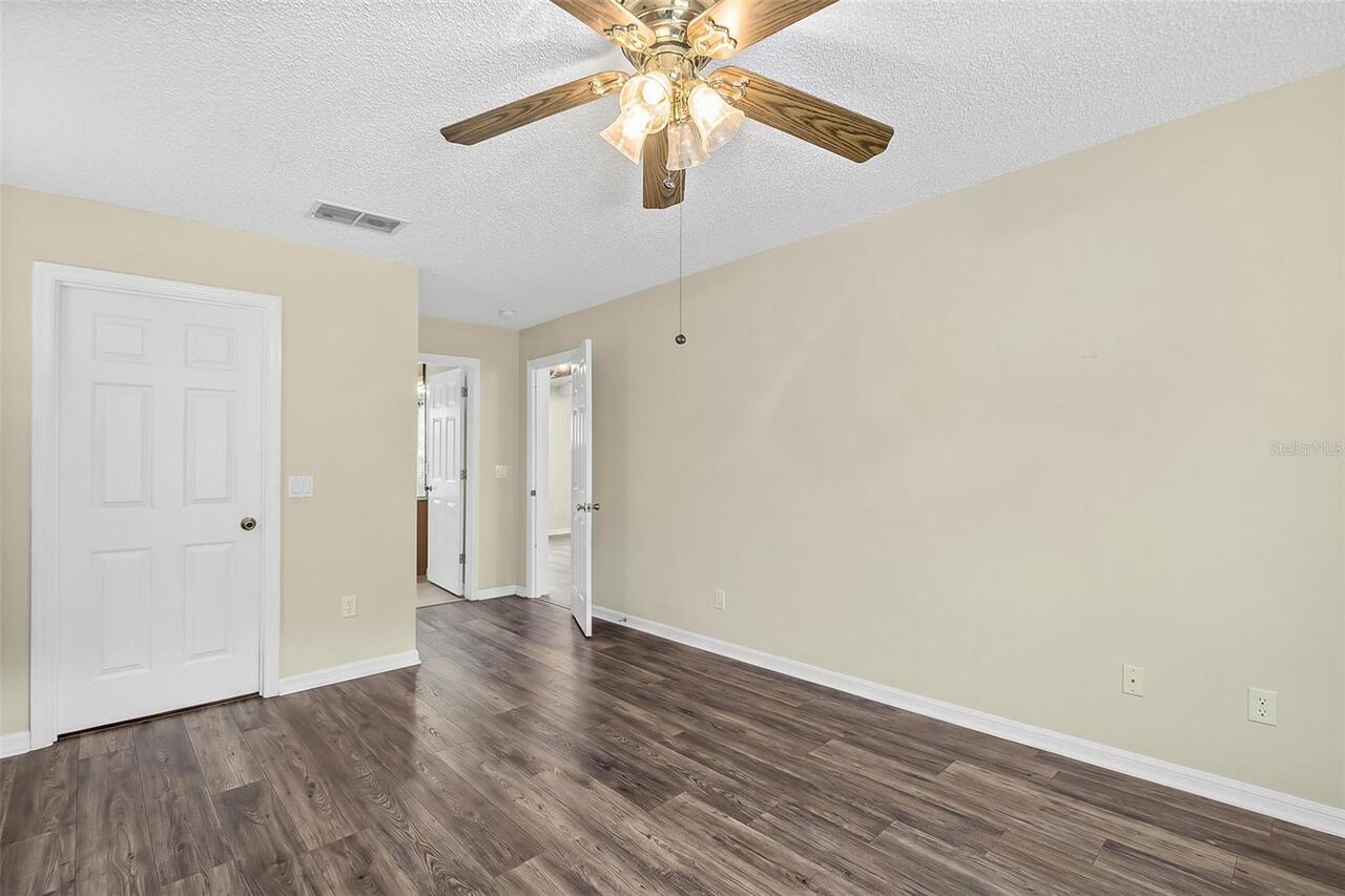 Listing Photo 41