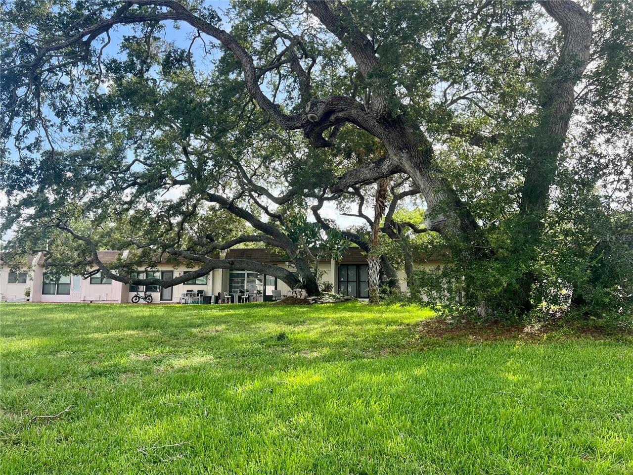 Listing Photo 16