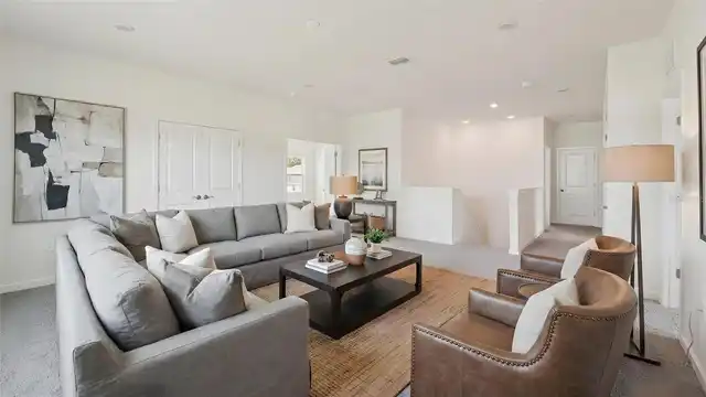 Listing Photo 7
