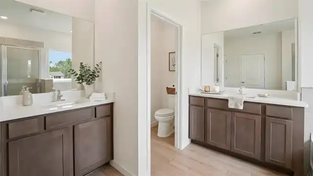 Listing Photo 10