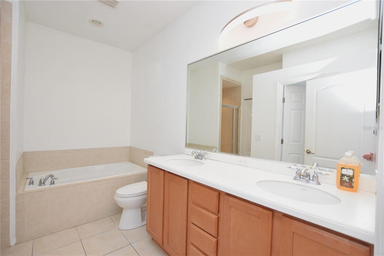 Listing Photo 14