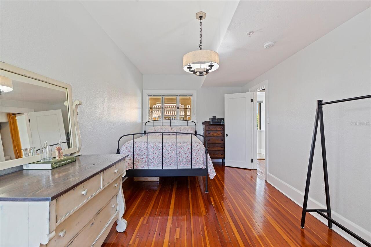 Listing Photo 32