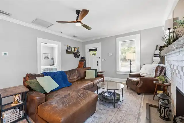 Listing Photo 6
