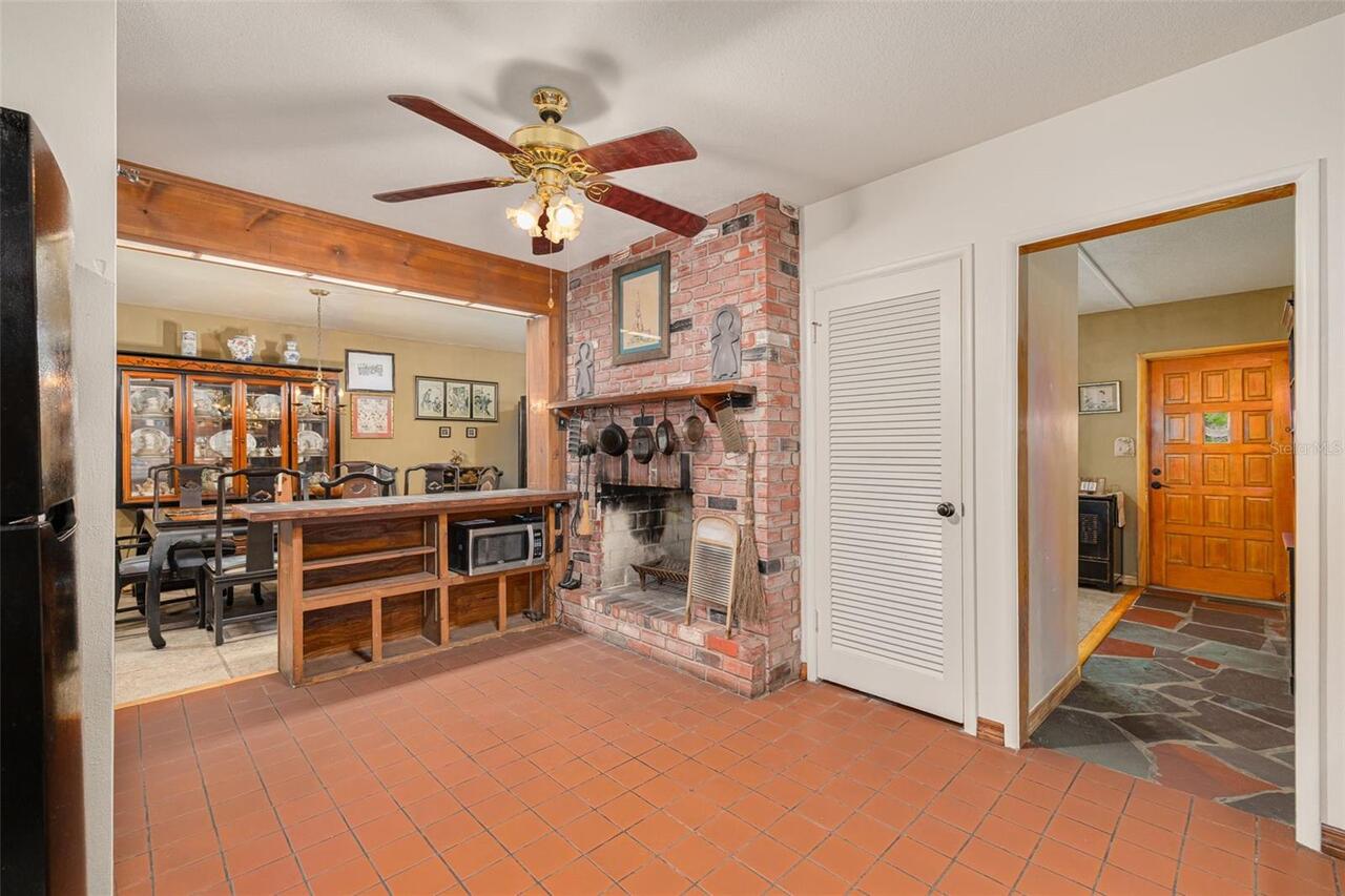 Listing Photo 8
