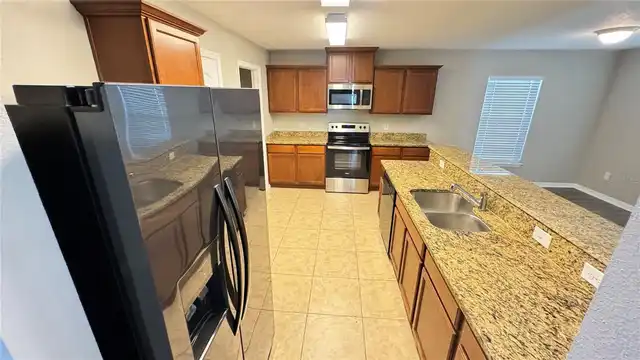 Listing Photo 7