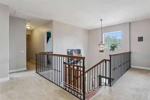Listing Photo 19