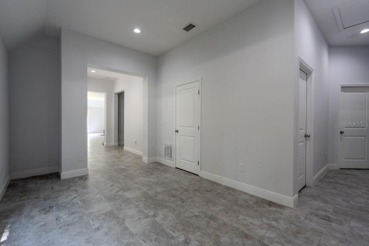 Listing Photo 32
