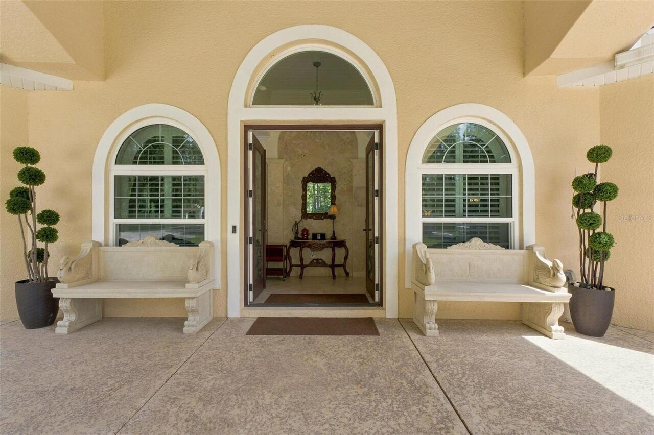 Listing Photo 10