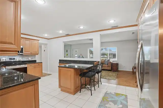 Listing Photo 8
