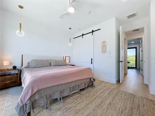 Listing Photo 20