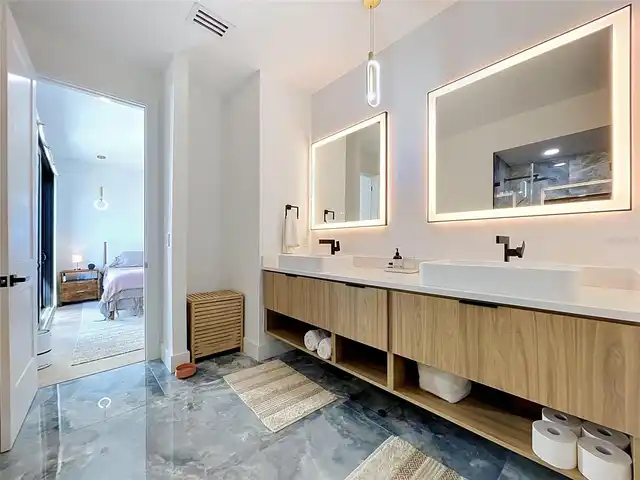Listing Photo 31