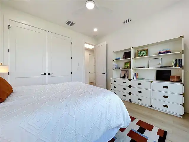 Listing Photo 34