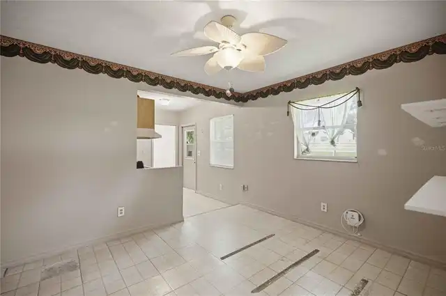 Listing Photo 32