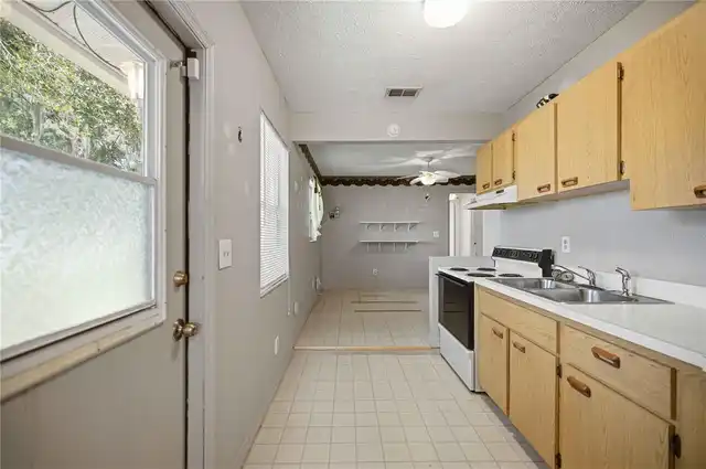 Listing Photo 35