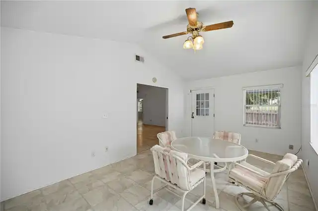 Listing Photo 38