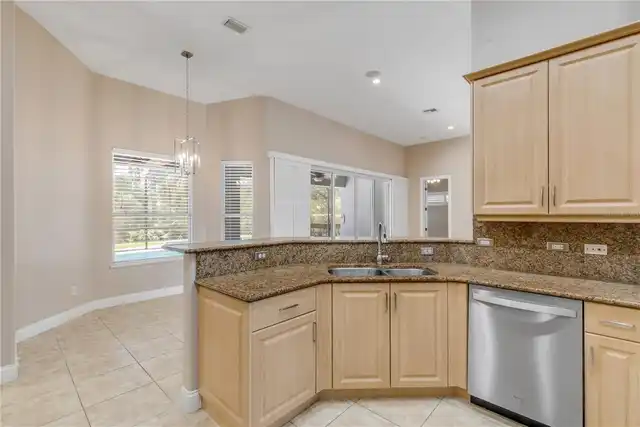 Listing Photo 32