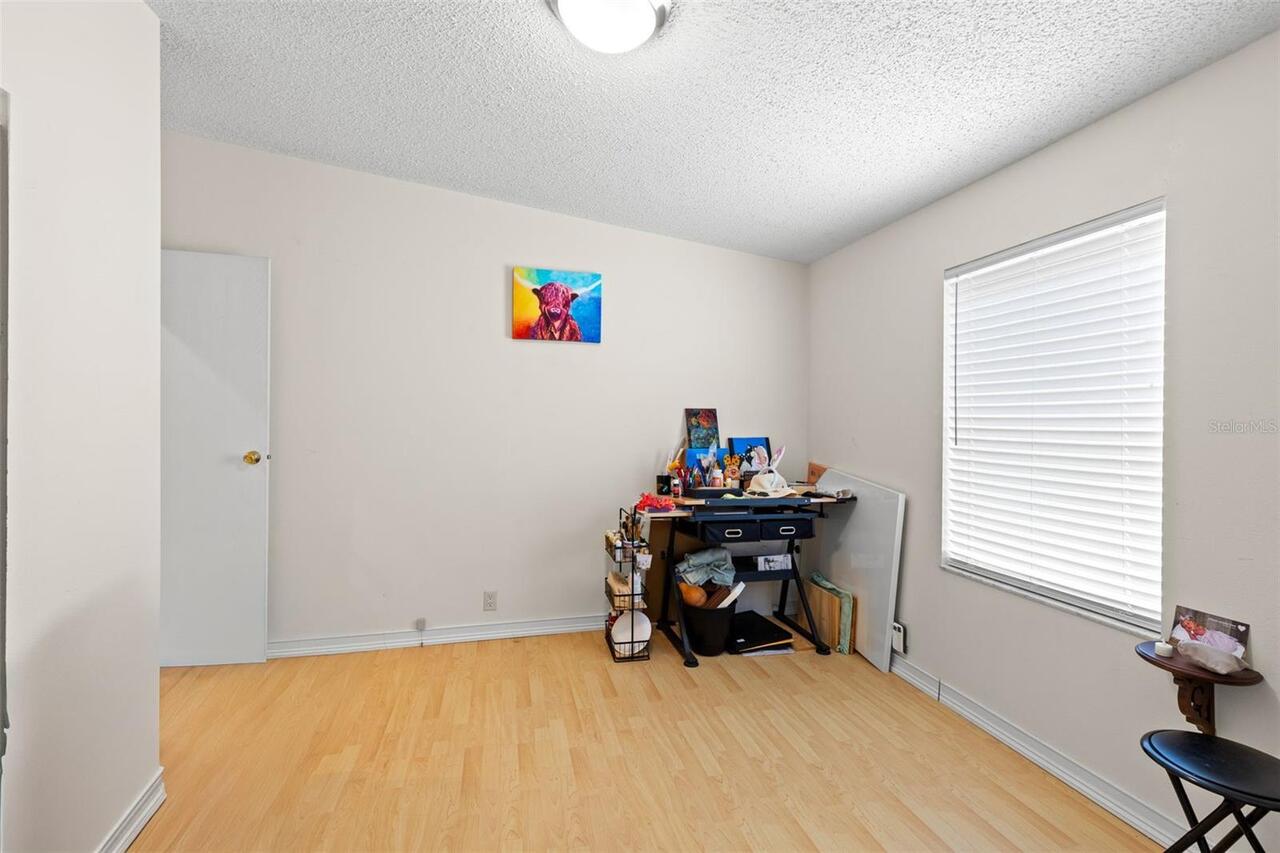 Listing Photo 16