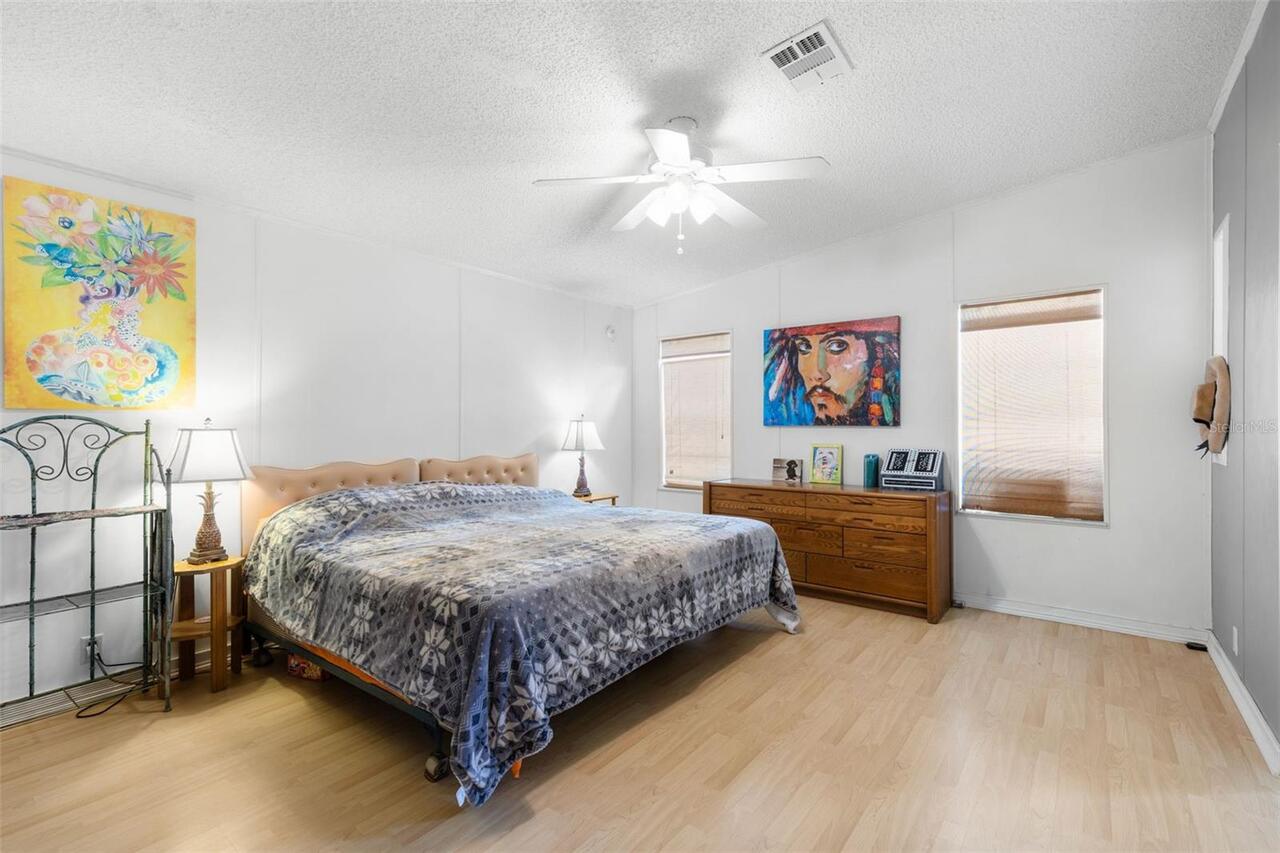 Listing Photo 22