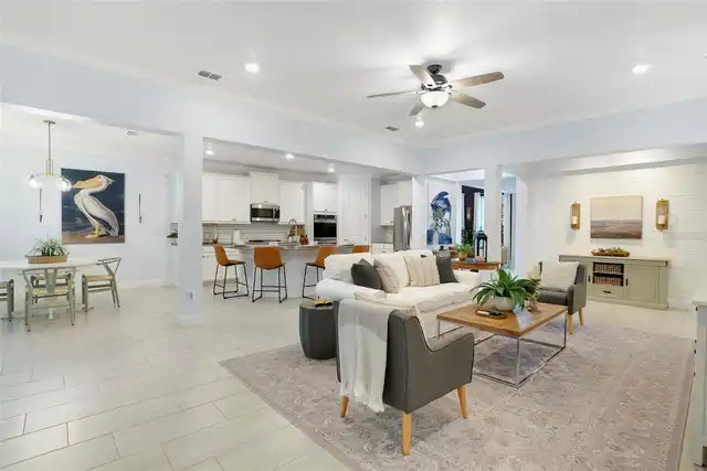 Listing Photo 17