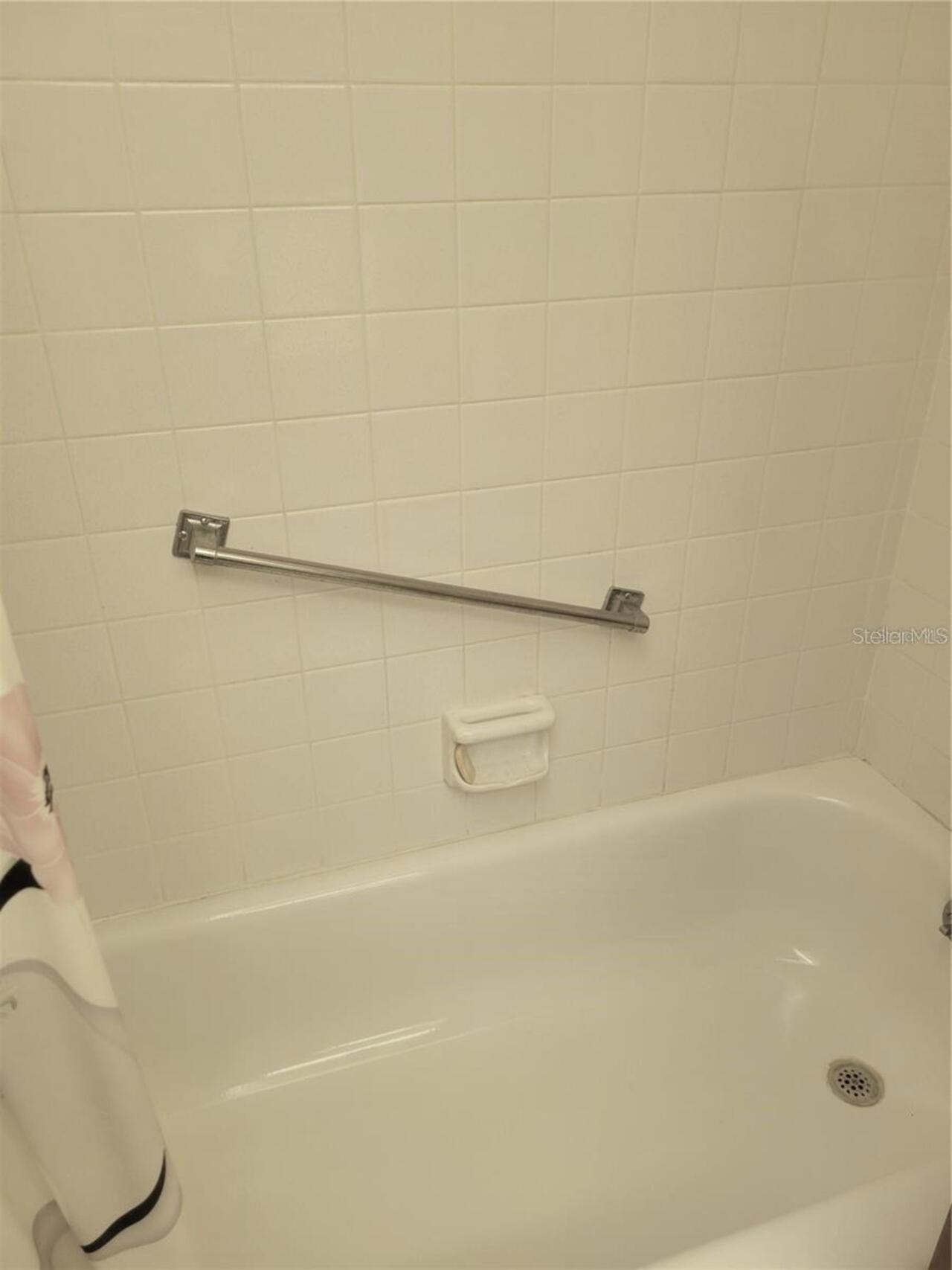 Listing Photo 18