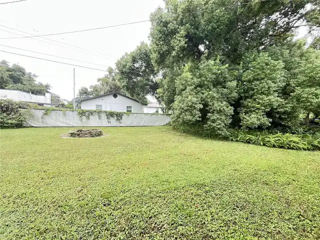 Listing Photo 17